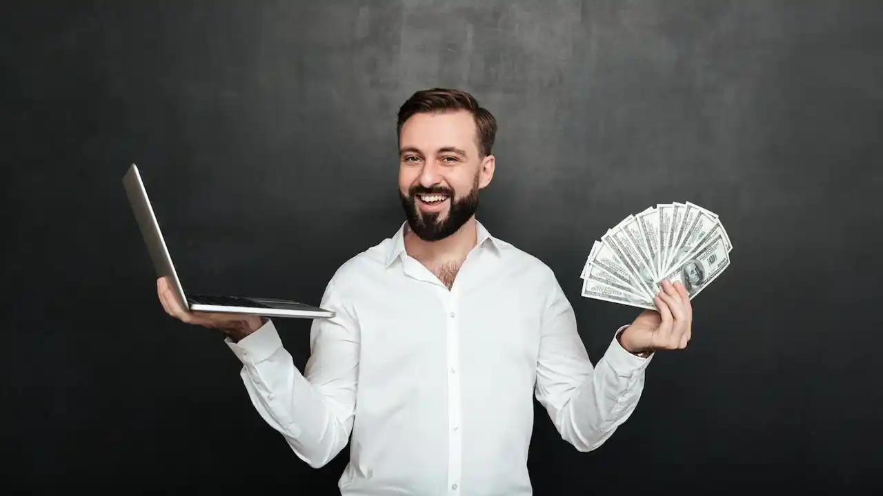 How to Make Money From Home-Best Ways to Make Money From Home Online and Offline for Free for Beginners